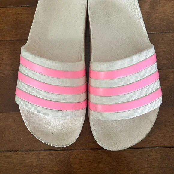 ADIDAS SLIDES - Picture 6 of 6